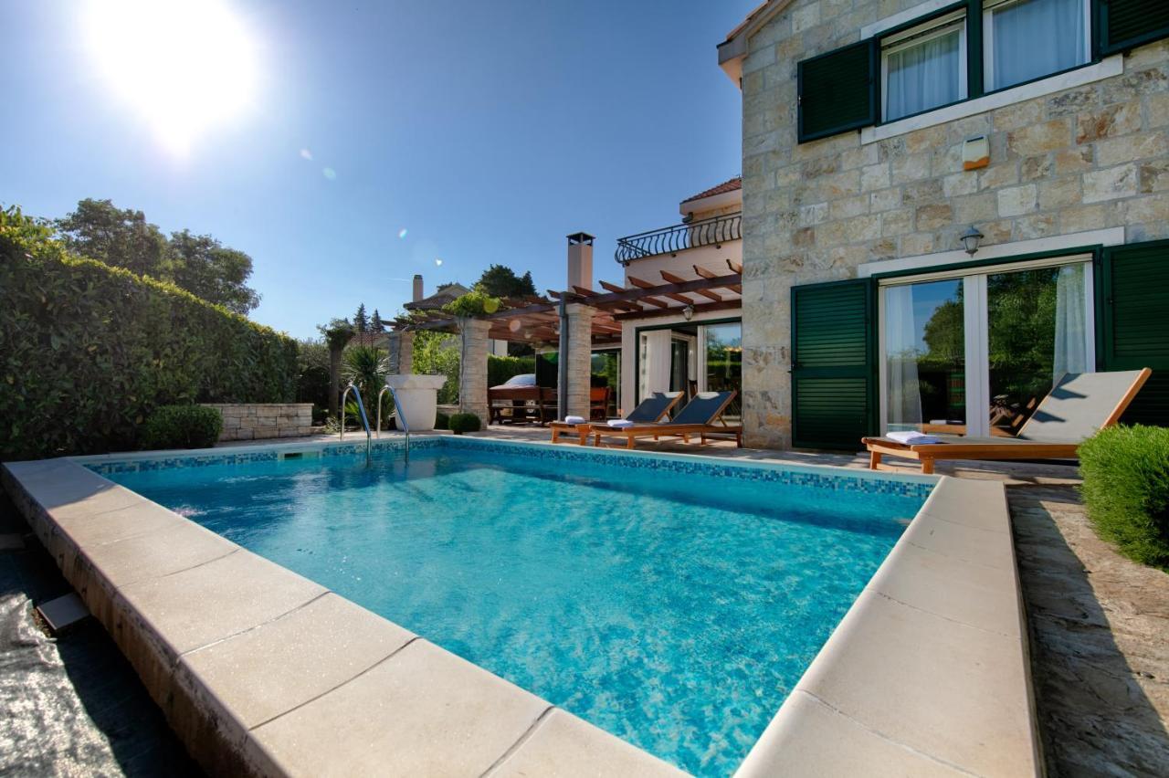 Villa Luci Pucisca Extérieur photo