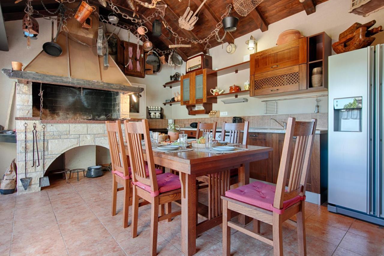Villa Luci Pucisca Extérieur photo