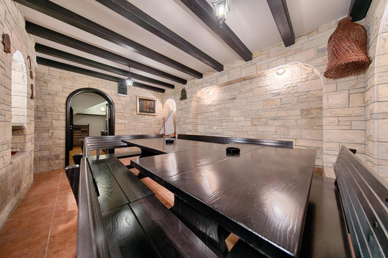 Villa Luci Pucisca Extérieur photo